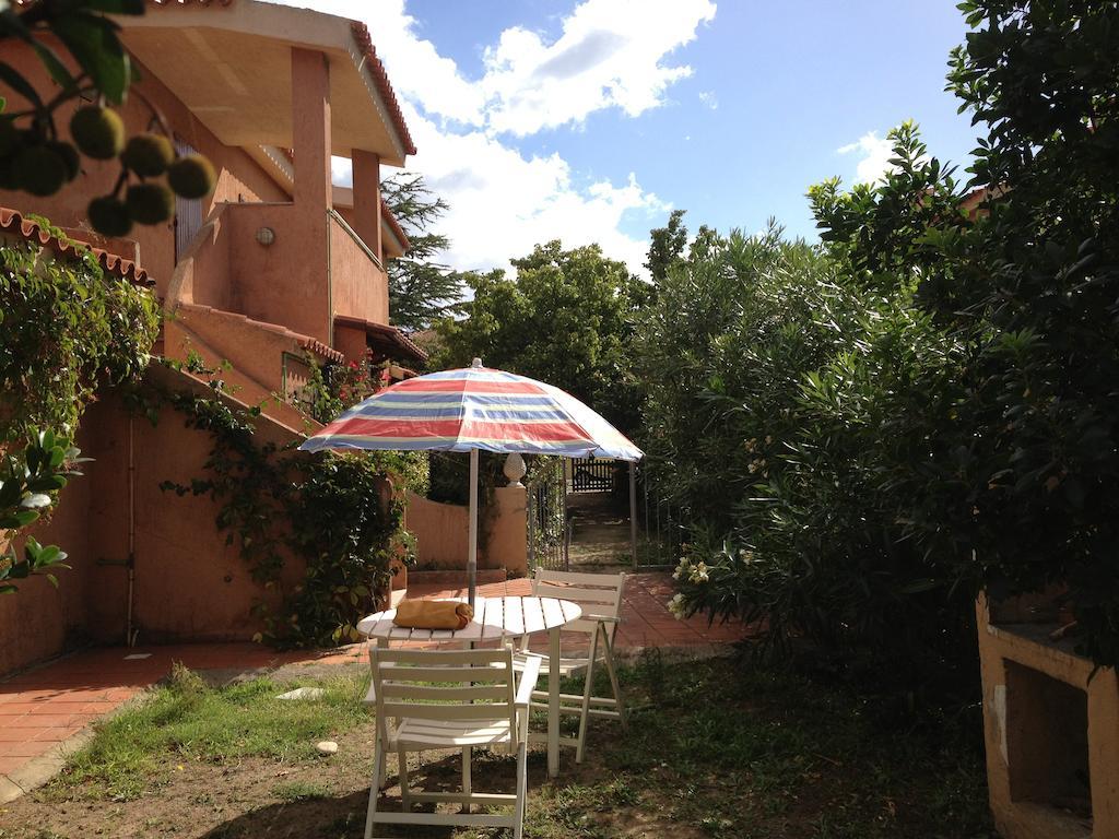 Sunset House Apartment ซาน เตโอโดโร ภายนอก รูปภาพ